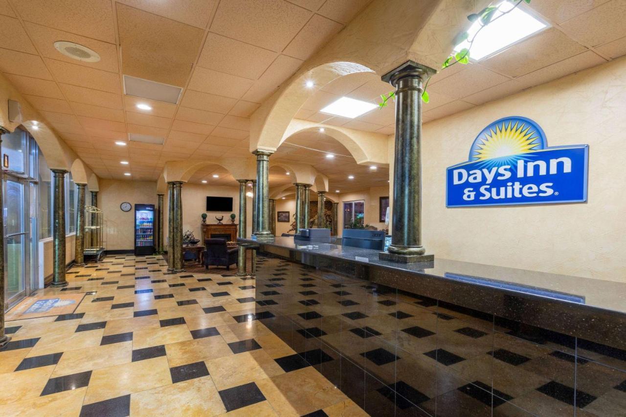 Days Inn & Suites By Wyndham Clovis Exterior foto